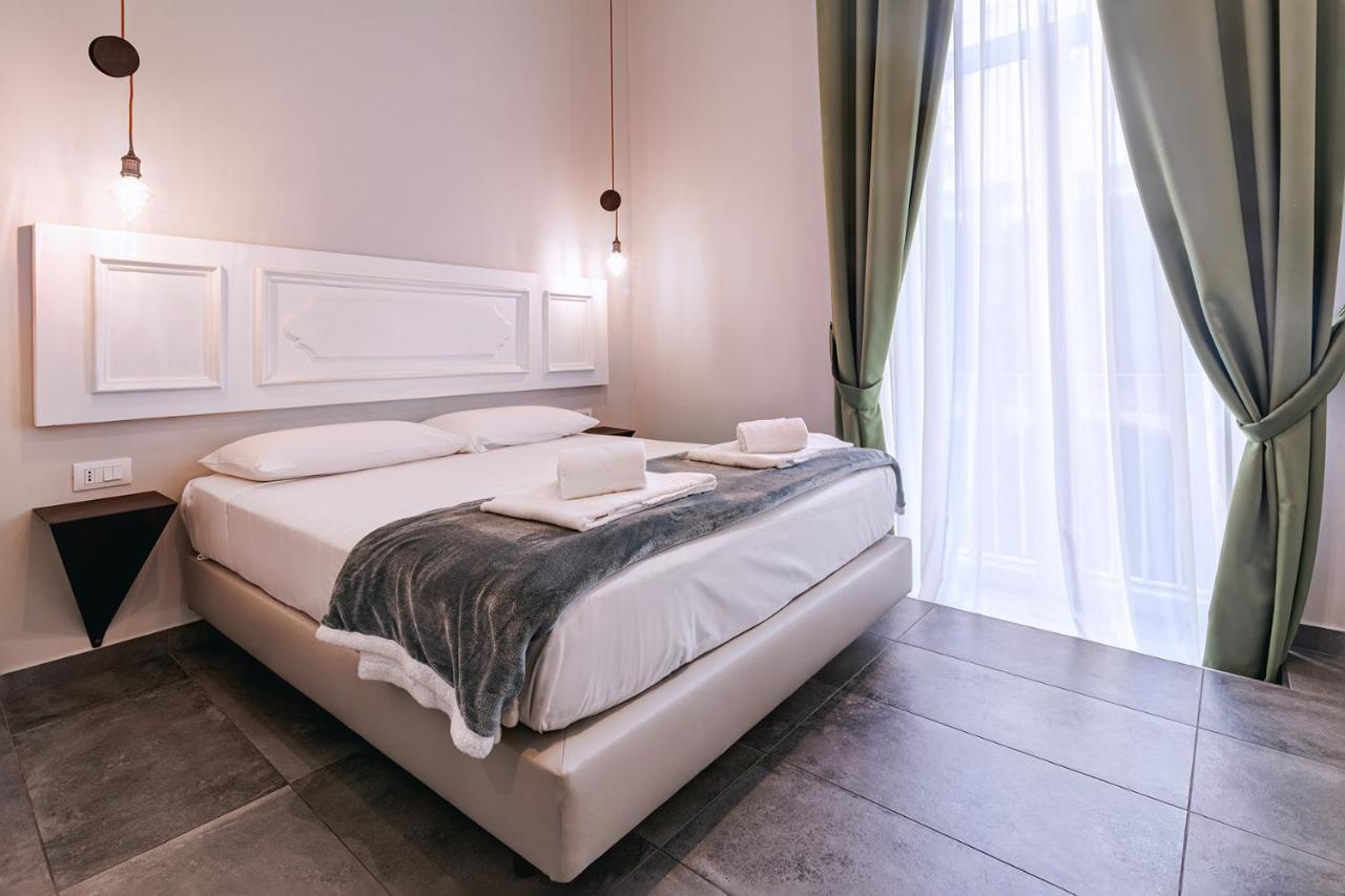 La Smorfia Otel Napoli Dış mekan fotoğraf