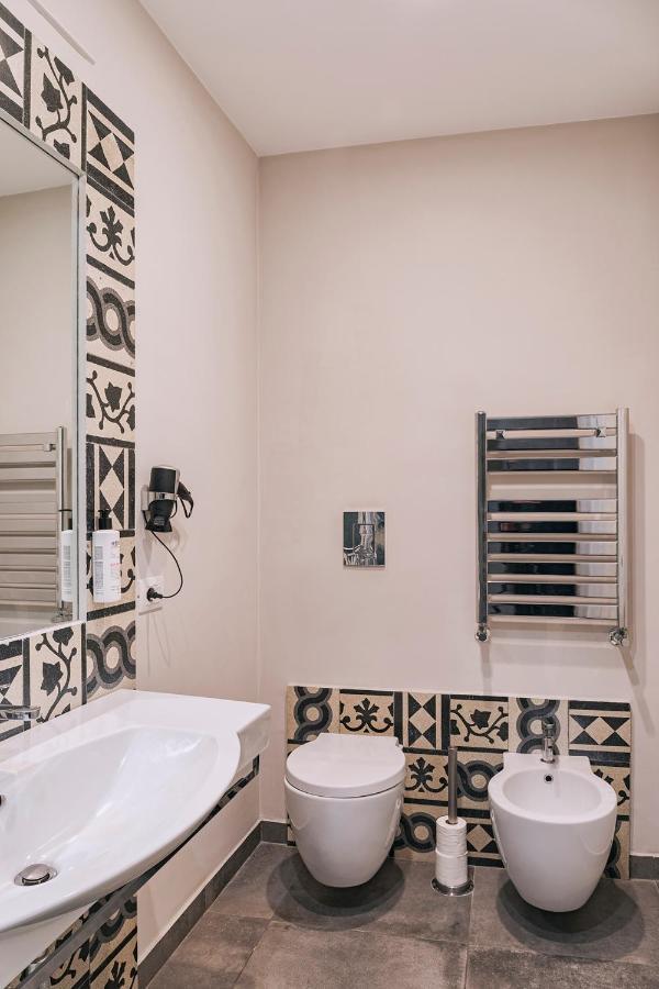 La Smorfia Otel Napoli Dış mekan fotoğraf